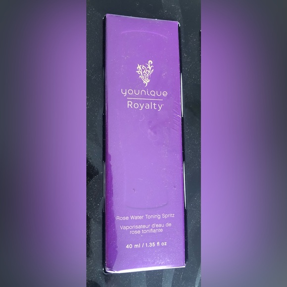 Younique Special Gift Set- Rosewater Spritz, Lip Bon Bon & Eyeshadow BRAND NEW - Picture 4 of 7